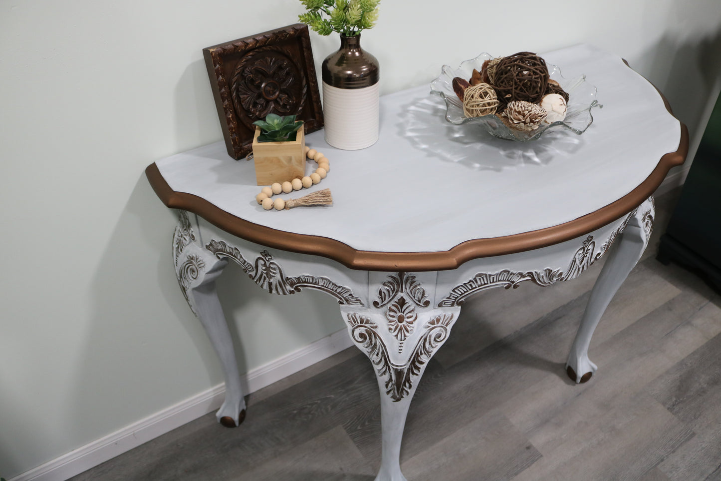 Chippendale Entryway Table