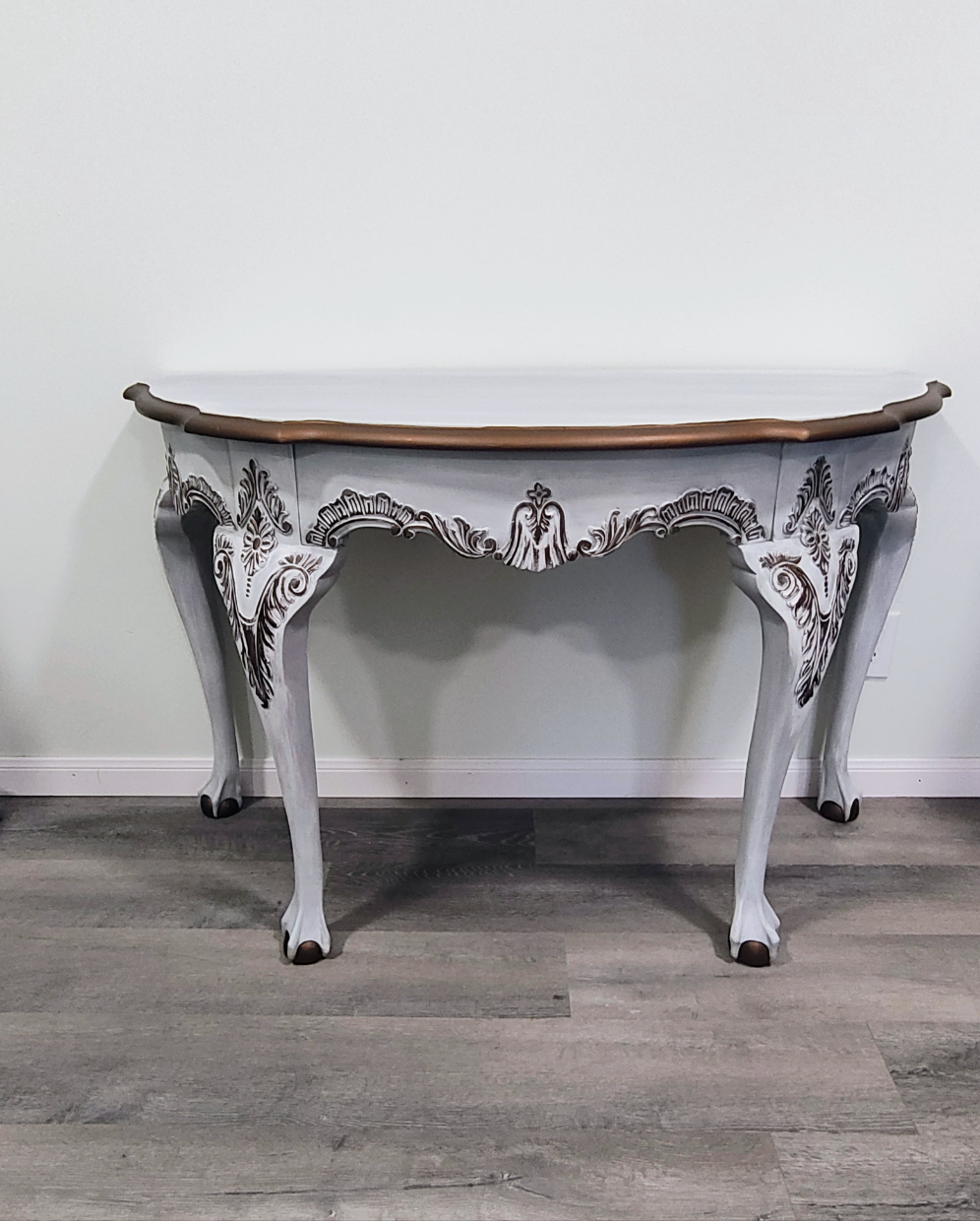 Chippendale Entryway Table