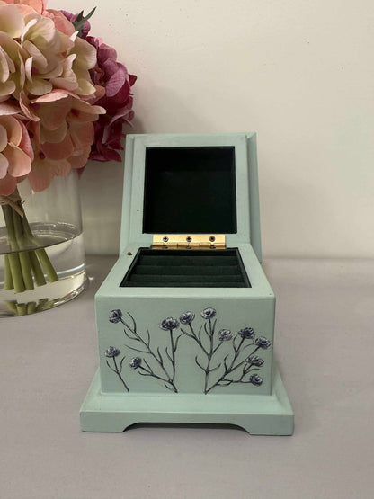 Hand-Painted Bombay Music Jewelry Box – Mint Green Floral Ring Holder