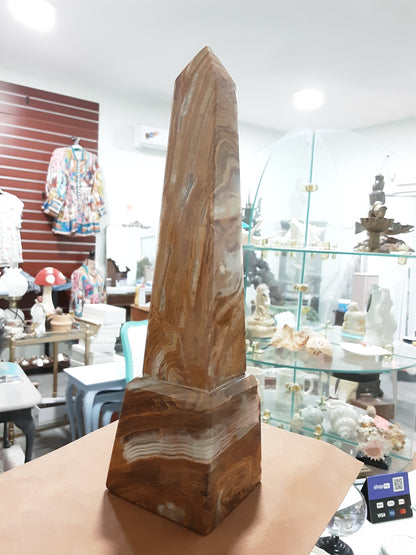 Majestic Strata Onyx Obelisk — 34” Statement Tower
